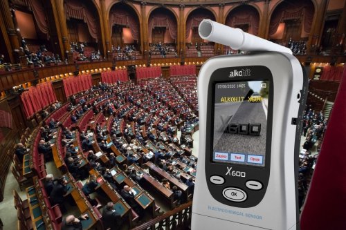 Alkomat Alkohit X600