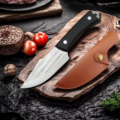 Nóż japoński Kurofu ostry kuty z kaburą