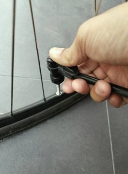Pompka rowerowa z wężykiem