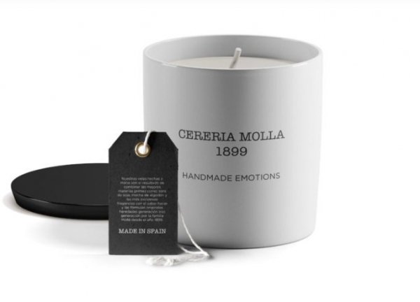 CM - Świeca Premium 230 gr. Amber and Sandalwood