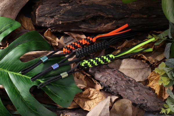 Zawieszka Paracord WE Black + Ti Bead Purple