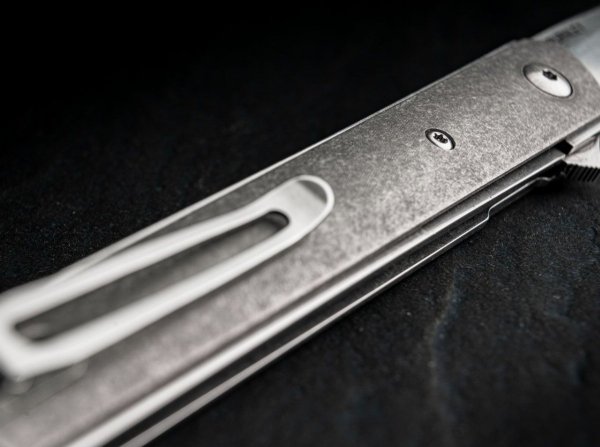 Nóż Böker Plus Kwaiken Air Titanium