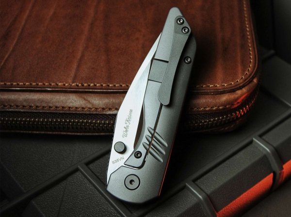 Nóż Böker Plus Max