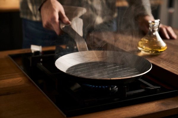 ZWILLING FORGE Patelnia żelazna 24 Cm Forge