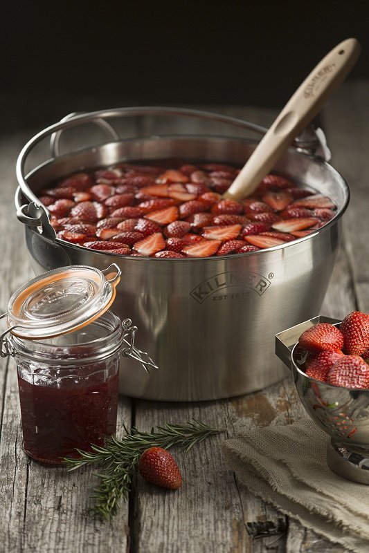 Kilner Garnek do dżemów i powideł ze stali nierdzew.