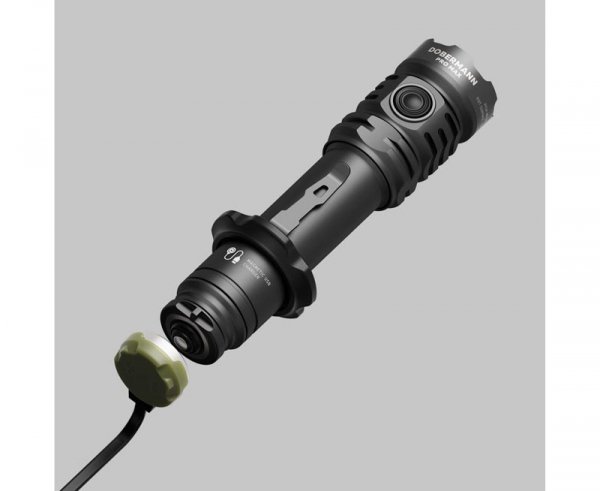 Latarka Armytek Dobermann PRO MAX 3000 lm 2w1