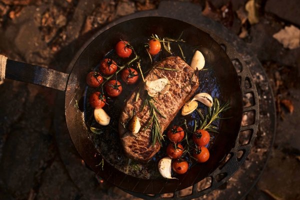 ZWILLING FORGE Patelnia żelazna 24 Cm Forge