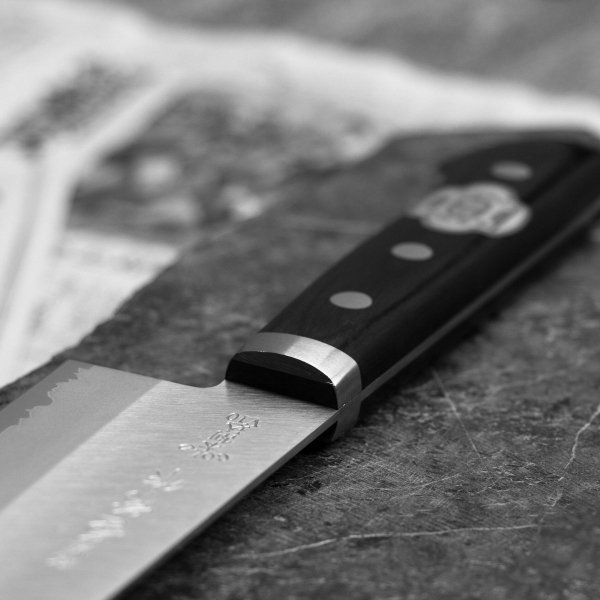 Kanetsune 3000 VG-10 Nóż Santoku 16,5 cm