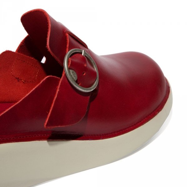 Klapki Fly London BOLL506 Red Bridle P801506003