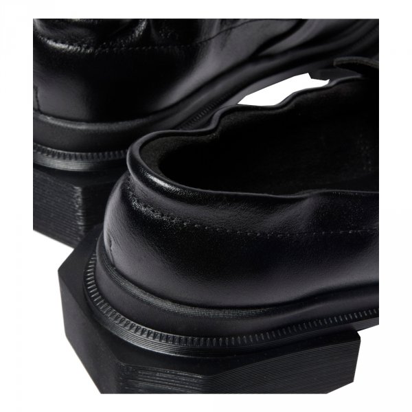 Buty Dr. Martens Maybole Loafer Black Milled Gloss 42063001