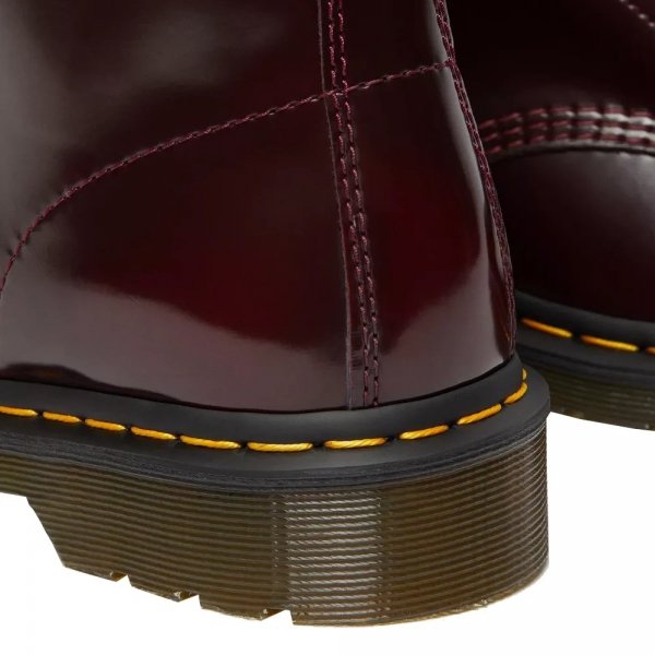 Buty Dr. Martens 1460 VEGAN Cherry Red Cambridge Brush 23756600