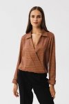 Stylove S357 Bluzka o fasonie kopertowym z nadrukiem - model 3