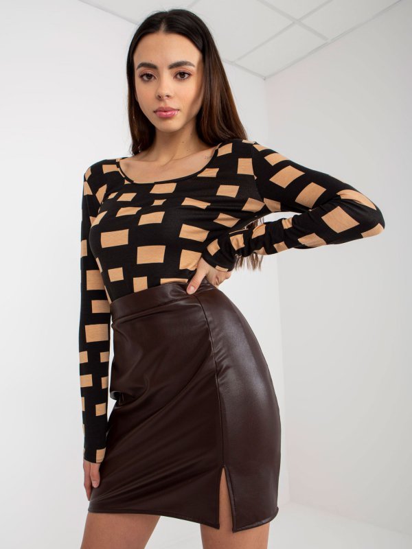 Bluzka-LK-BZ-509198.48P-czarny rozmiar - S/M