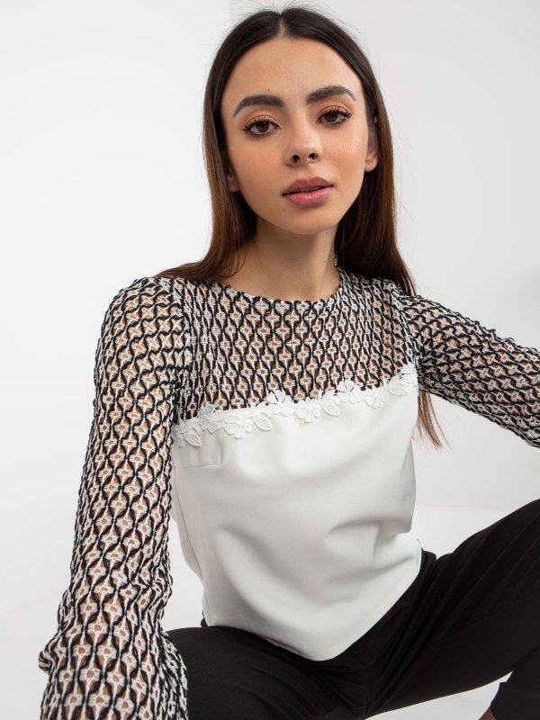 Bluzka-LK-BZ-506085-1.15X-ecru rozmiar - 38