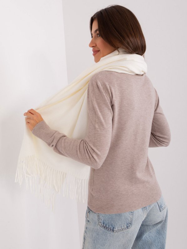 Szalik-AT-SZ-23185.93P-ecru rozmiar - ONE SIZE