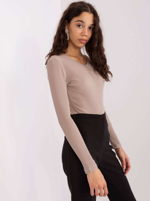 Bluzka-RV-BZ-9210.73-ciemny bezowy rozmiar - L/XL