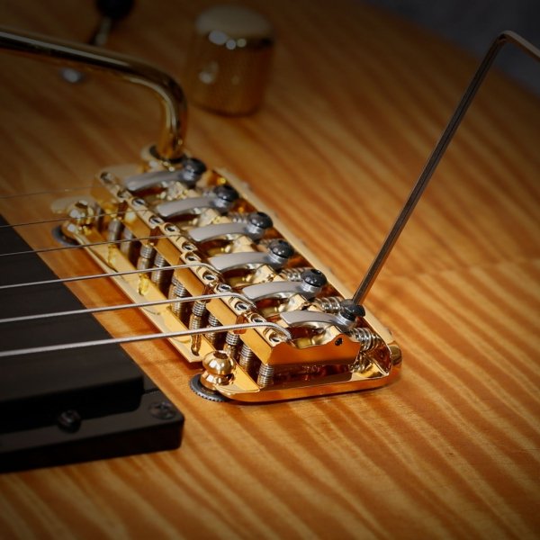 Tremolo GOTOH 510TS-LS1 stalowy blok 37mm (BK)