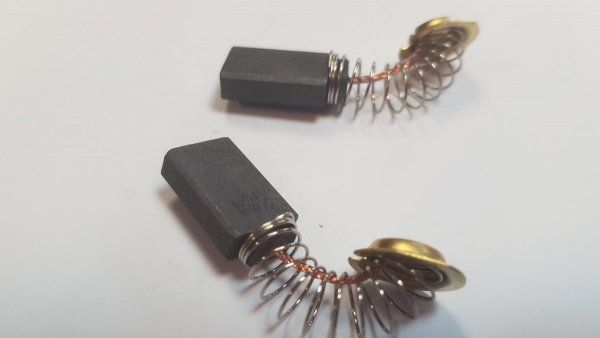 Szczotki węglowe CB304 5x11x16,5