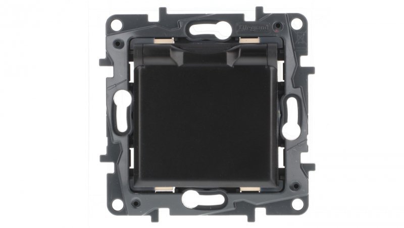 Niloe Step - gniazdo zasilające 2P+Z IP44, zaciski automatyczne,  z przesłoną- kolor czarny 863536