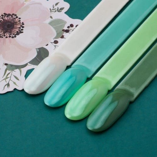 PYŁEK DO PAZNOKCI BOHEMA EFFECT POŁYSKUJĄCA TAFLA