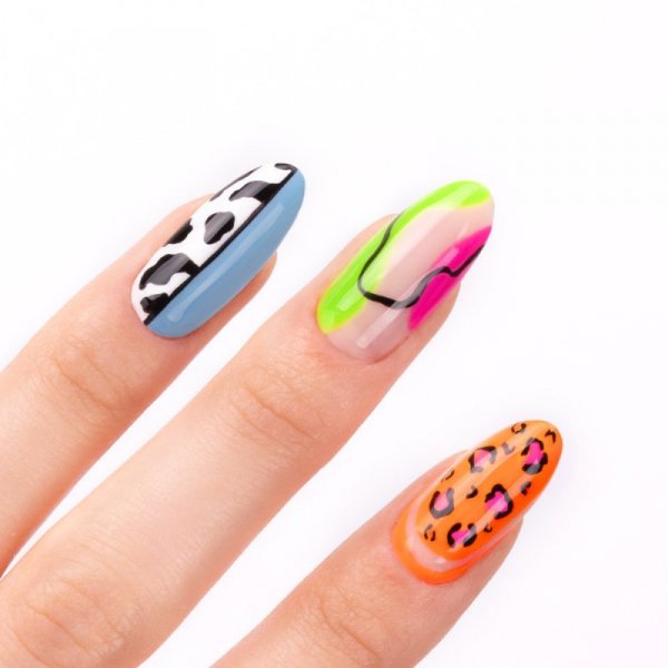 Lakier hybrydowy Molly Nails Neons Pinky Red HEMA/Di-HEMA Free 8g Nr 76