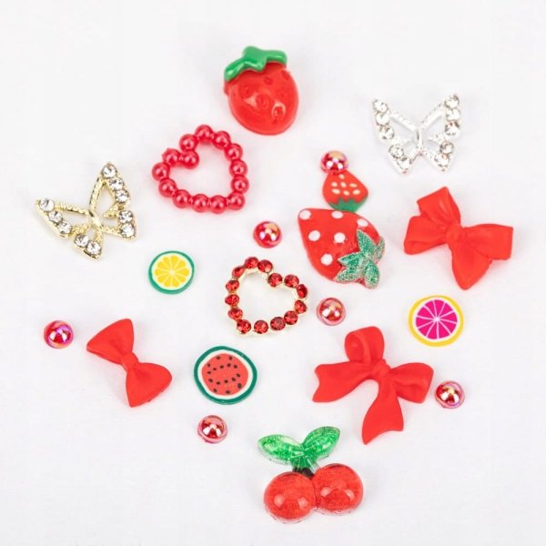 Kasetka z ozdobami mix ok 100 szt