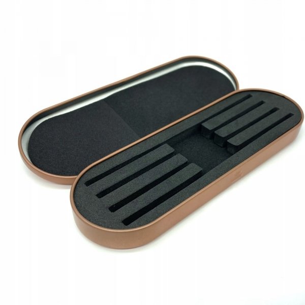 Etui na pęsety, złote