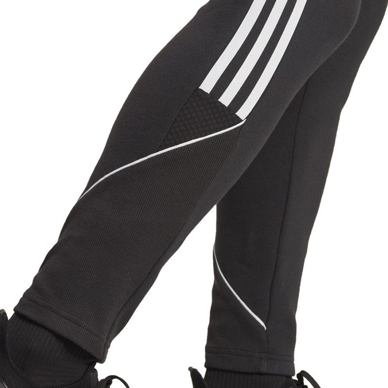 Spodnie adidas TIRO 23 Sweat Pants Women HS3608 czarny XS