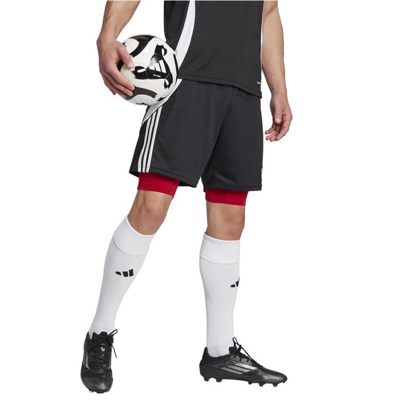 Spodenki adidas TechFit JP1464 czerwony XL
