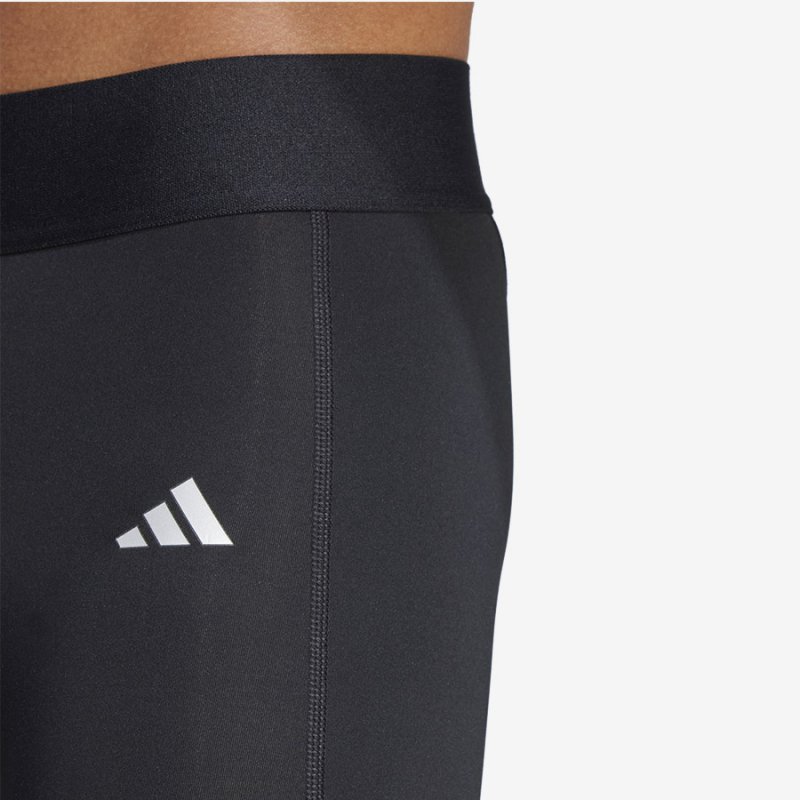 Spodenki adidas TechFit JP1477 czarny L