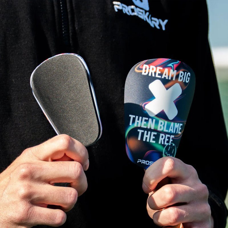 Nagolenniki piłkarskie Proskary Offside 12x8 multikolor uniwersalny