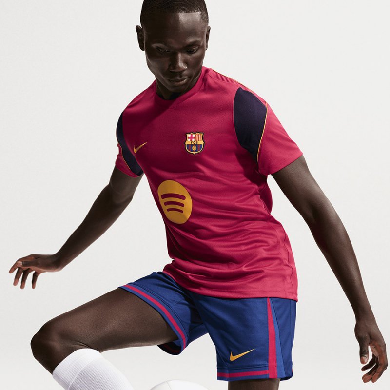 Koszulka Nike FC Barcelona Strike SS Top II2254-621 M czerwony