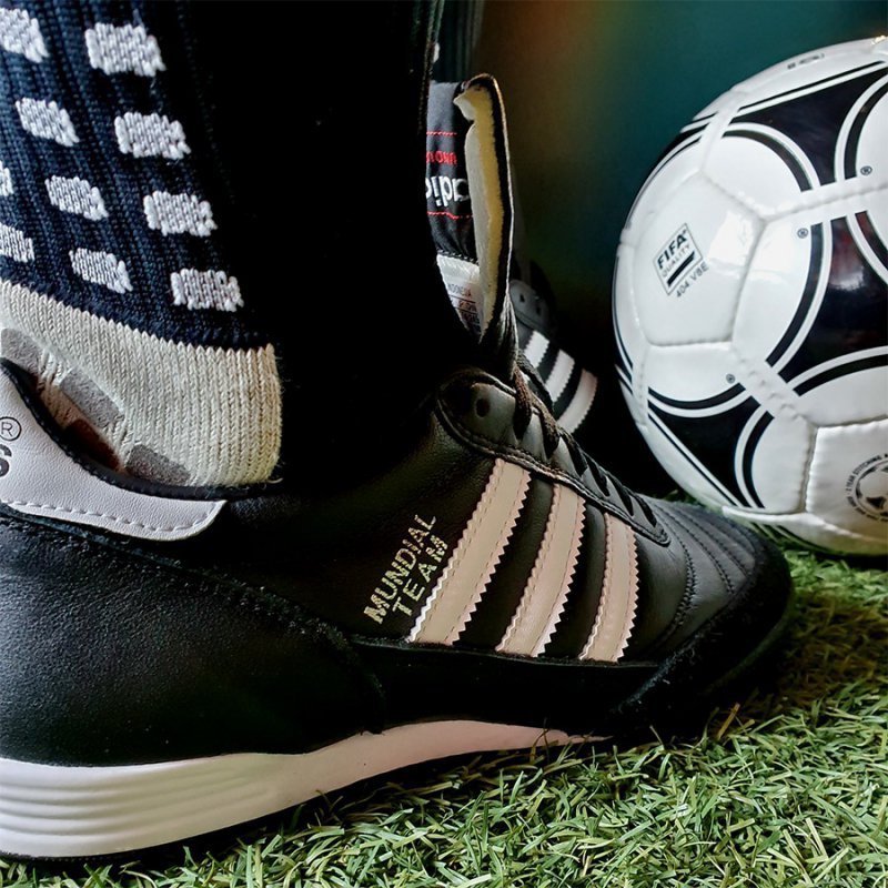 Buty adidas Mundial Team  019228 czarny 44 2/3