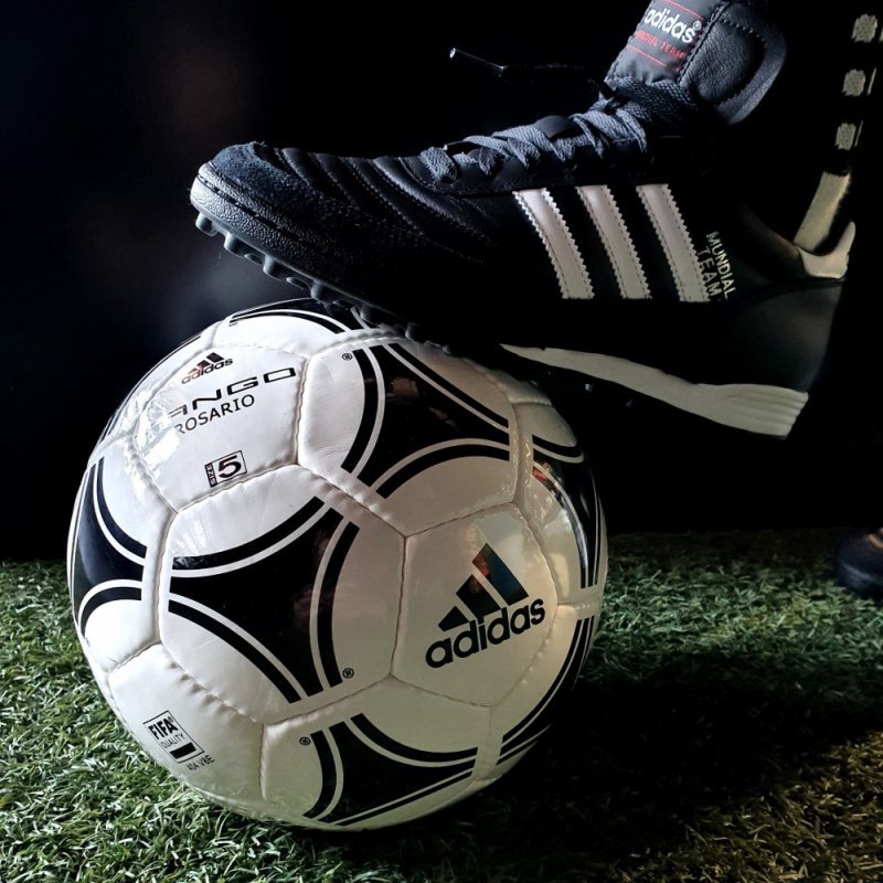Buty adidas Mundial Team  019228 czarny 46 2/3
