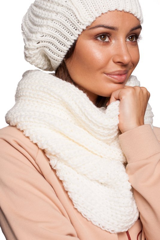 Be Knit BK061 Szeroki komin - ecru