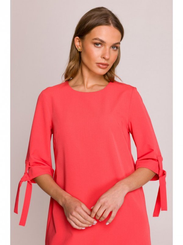 Stylove S393 Sukienka z wiązanymi rękawami - koralowa