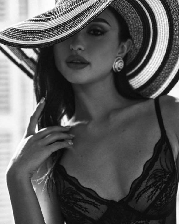 OBSESSIVE BODY OTWARTE PERISIA