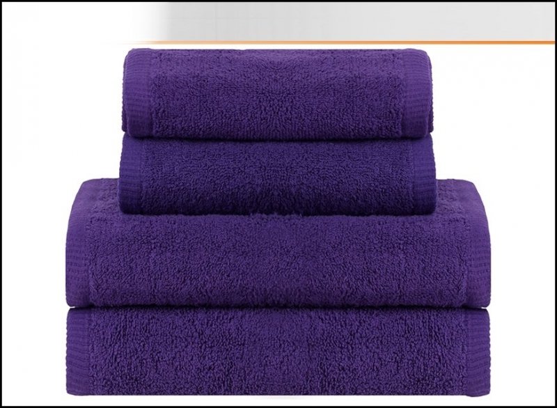 RĘCZNIK KĄPIELOWY FROTTE 70X140 cm 500G MODENA