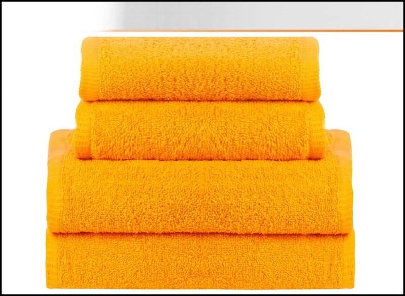 RĘCZNIK KĄPIELOWY FROTTE 30X50 cm 500G MODENA