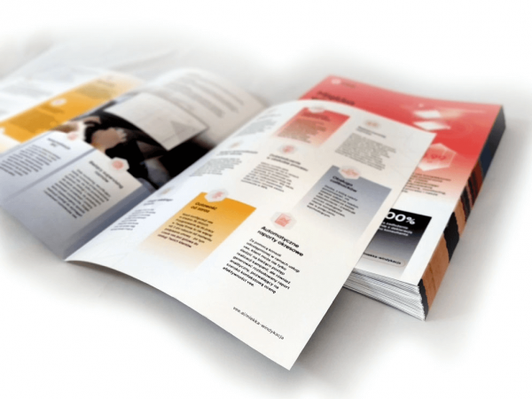katalog A5, druk pełnokolorowy obustronny 4+4, na papierze kredowym, okładka - kreda 250 g + środki 130 g, 48 str., 100 sztuk