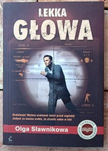  Olga Sławnikowa • Lekka głowa