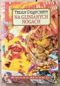 Terry Pratchett • Na glinianych nogach