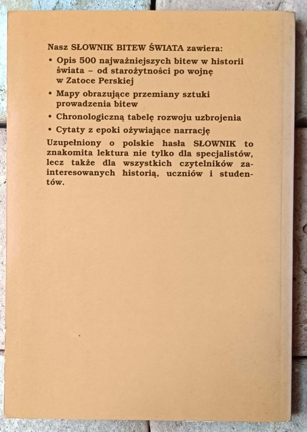 Ian Vernon Hogg • Słownik Bitew Świata - okładka
