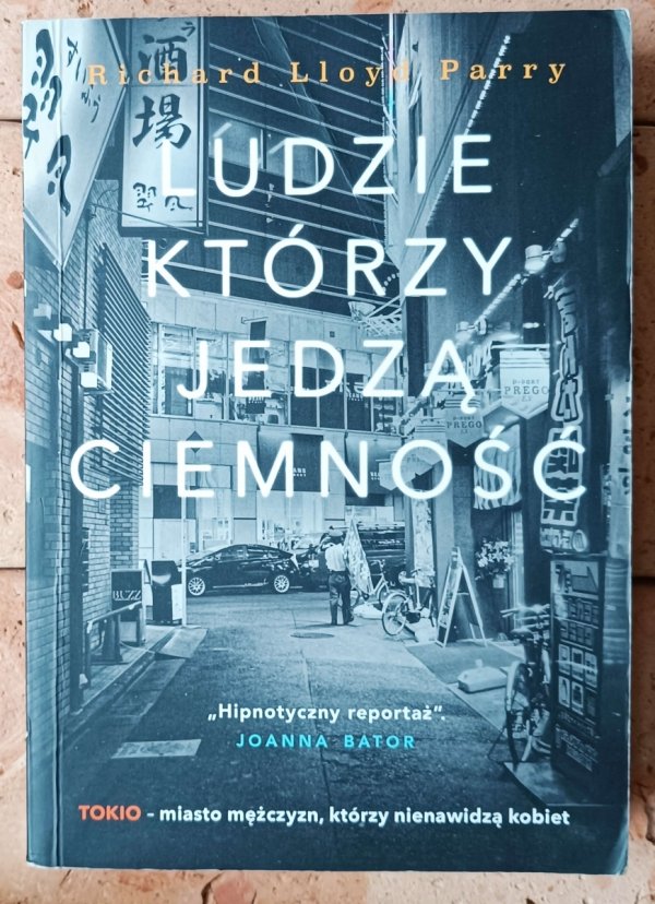 Parry Richard Ludzie, którzy jedzą ciemność - okładka