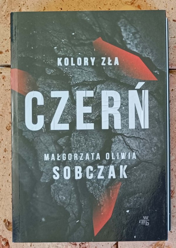 Małgorzata Oliwia Sobczak - Czerń - okładka
