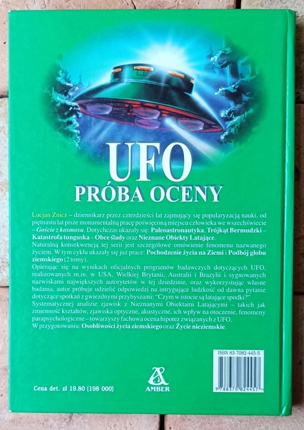 Lucjan Znicz  UFO - próba oceny - okładka