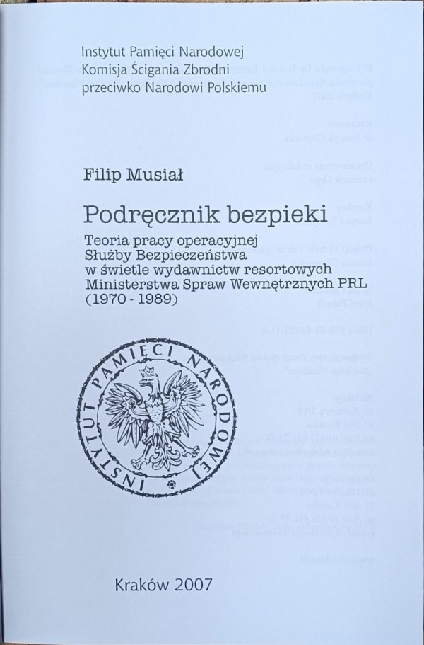 Filip Musiał Podręcznik bezpieki - strona tytułowa