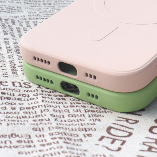 Silikonowe etui kompatybilne z MagSafe do iPhone 15 Plus Silicone Case - kremowy