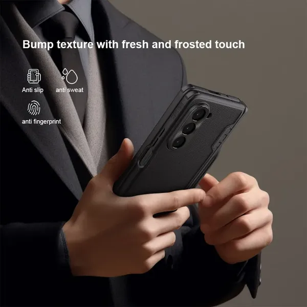 Etui Nillkin Super Frosted Shield Fold na Samsung Galaxy Z Fold 5 - czarne