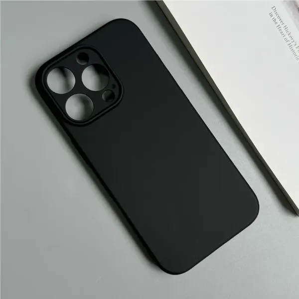 Etui Soft Case na iPhone 16 Pro - czarne